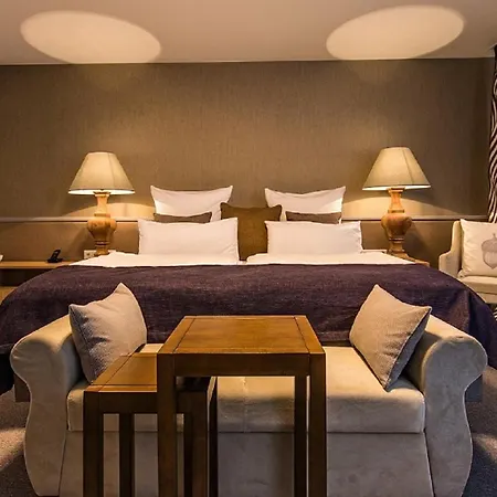 Marina Am Starnberger 호텔 4*