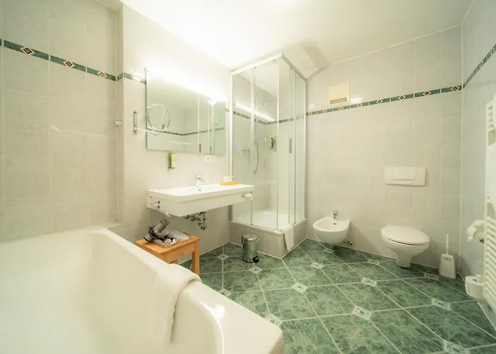 Marina Am Starnberger Hotel 4*