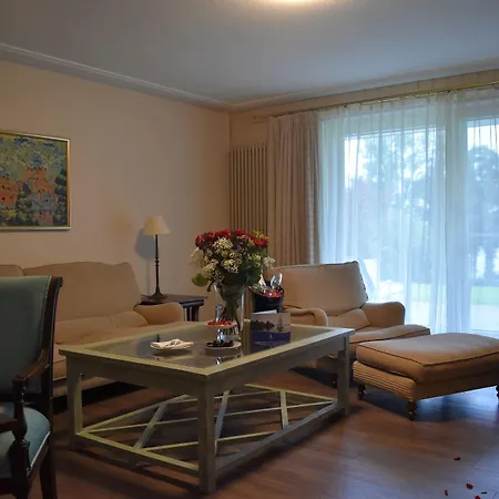 מלון Marina Am Starnberger 4*